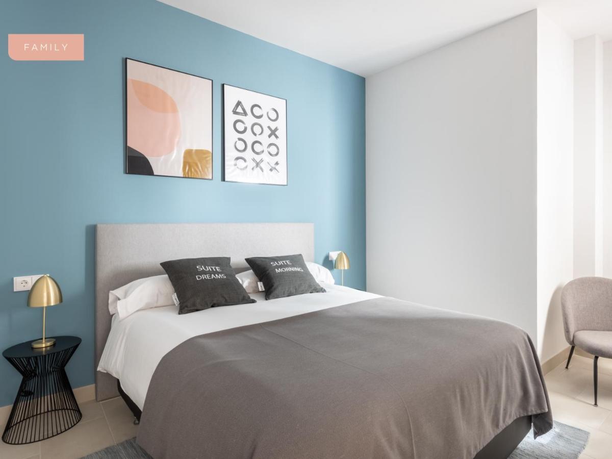 Limehome Sevilla Calle Torcuato Luca De Tena - Digital Access מראה חיצוני תמונה